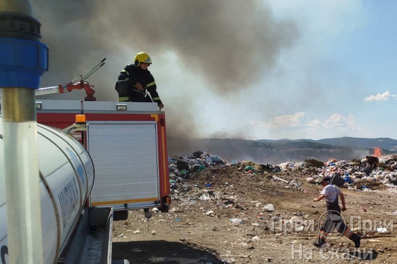 PRVI PRVI NA SKALI Deponija Jovanovac jos jednom u plamenu 4
